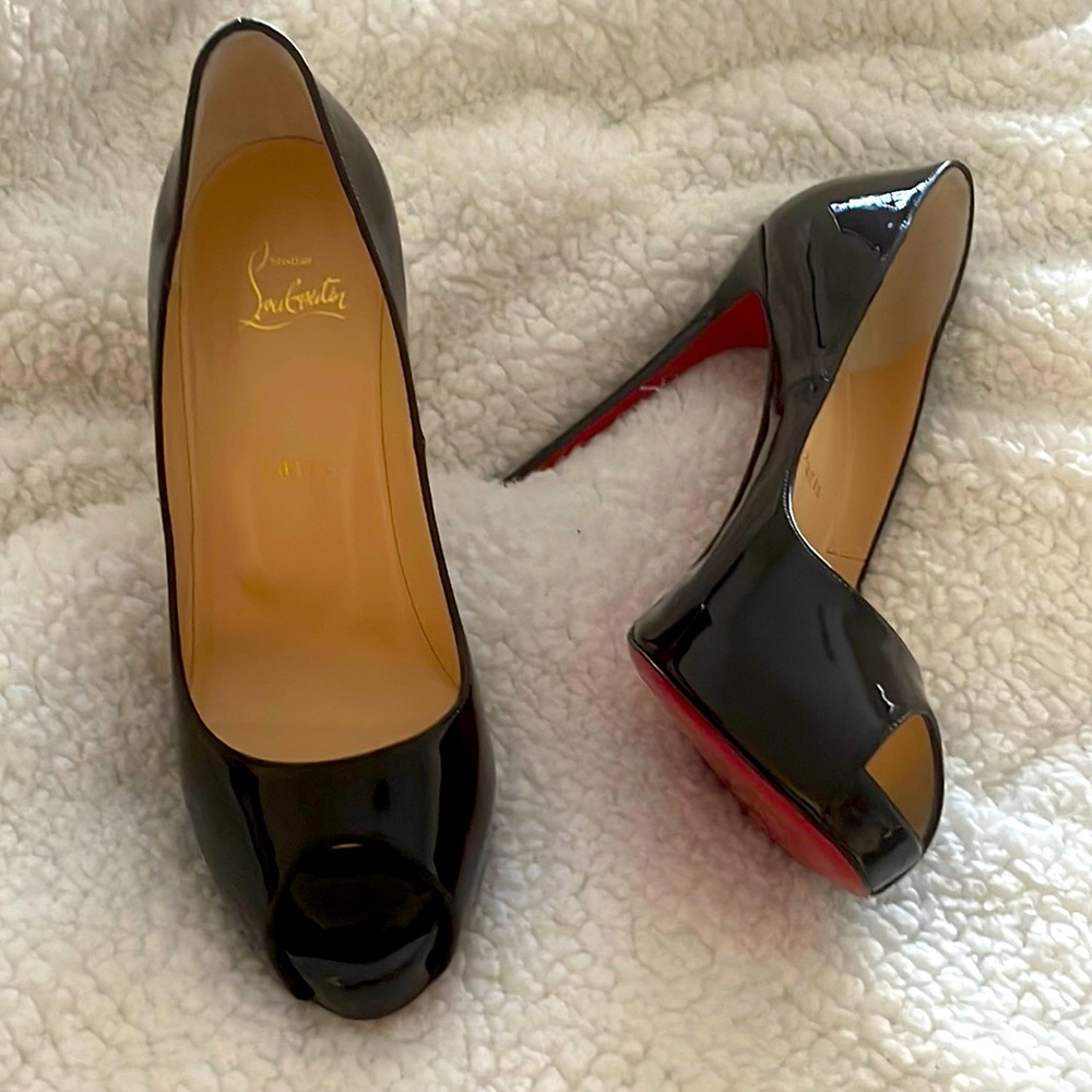 Christian Louboutin New Very Prive Pumps